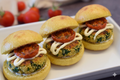 Mini Sandwich 10 unidades - Croqueta de quinoa espinaca italiana