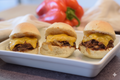 Mini Sandwich 10 unidades - Mechada cheddar