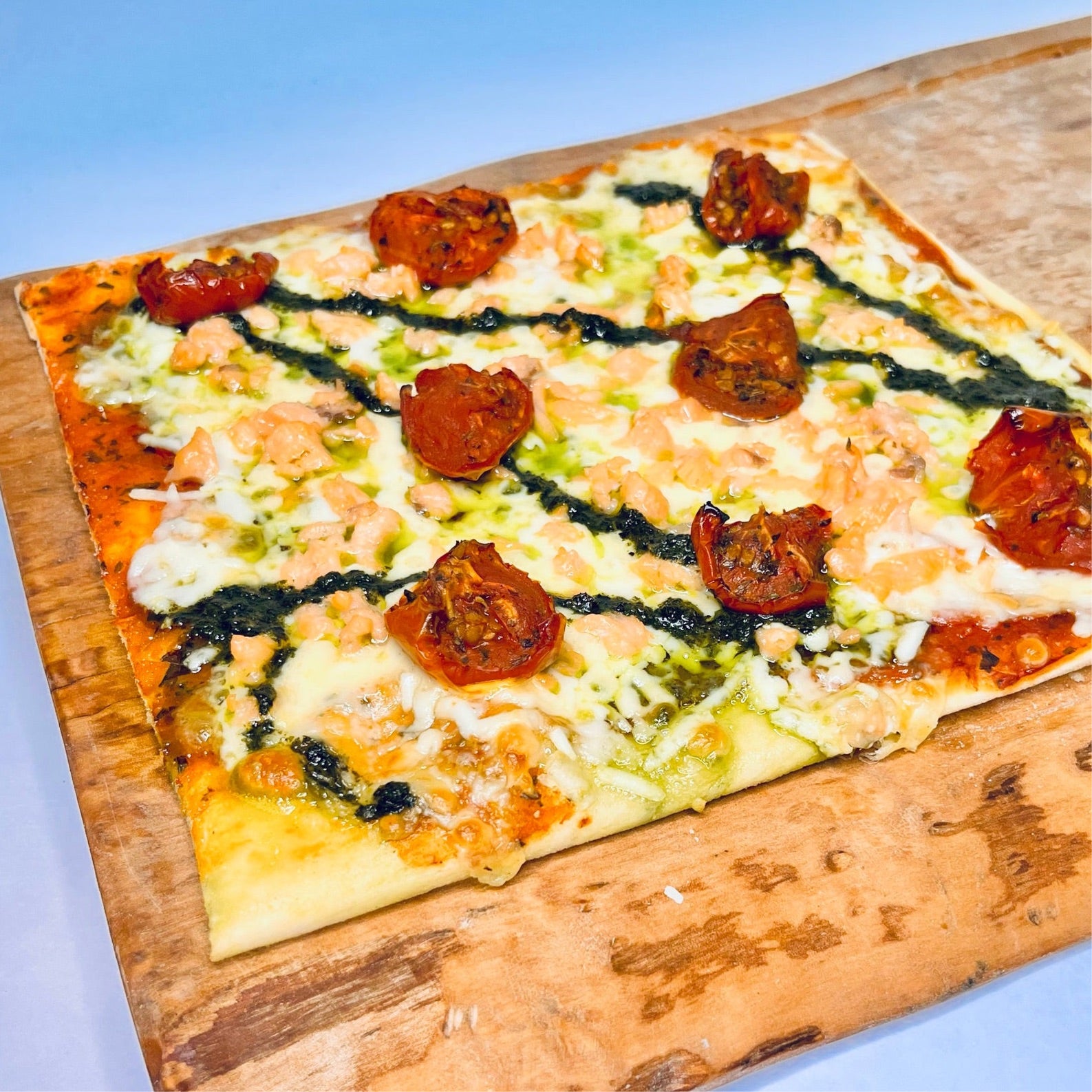 Pizza salmón ahumado a la cabra